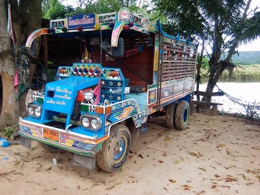พ่อแต๋นเครื่อง14แรงพร้อมเล่มทะเบียนแชลซีหน้า5รถสวยมาก
