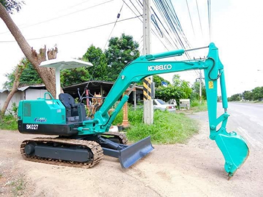 ขายรถแบ๊คโฮ เก่านอกแท้ เอกสารใบอินวอย    ยี่ห้อ : KOBELCO   แบบ : SK027  ราคา 290,000 บาท ( ราคานี้ พร้อมจัดส่ง ) รถทำสีใหม่เช็คระบบใหม่ทั้งคัน #พร้อมลงงาน ชั่วโมงการทำงาน : 2922 ชม.   ปัมเฟือง , เครื่องยนต์3สูบ  มีระบบกระต่าย-เต่า เอวแน้น   สนใจ-ติดต่อ-ส