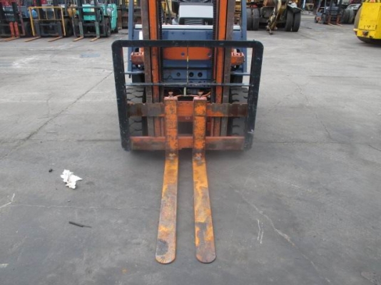 ขายรถยกtoyota1.5ตัน..140.000บาท