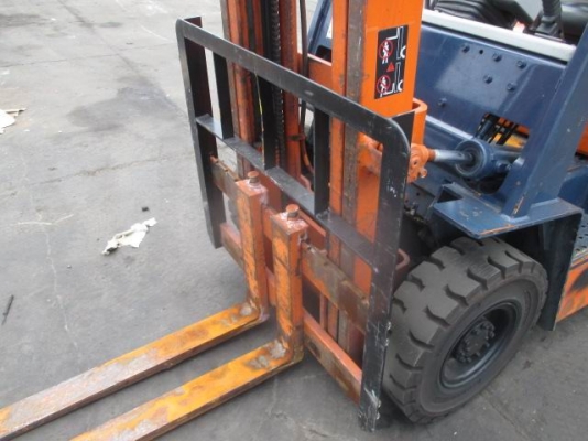 ขายรถยกtoyota1.5ตัน..140.000บาท