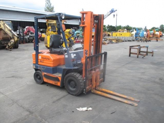 ขายรถยกtoyota1.5ตัน..140.000บาท