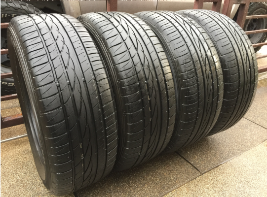 ยาง Falken 265 60 18 ปลายปี15 ดอกเต็ม เนื้อนิ่มๆ ใช้ยาว ราคาไม่แพง