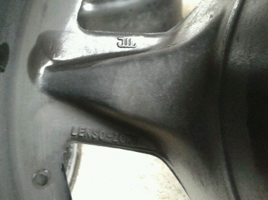 ขอบ15นิ้ว6รู ชุดนี้ ราคา 4700 บาท ขอบ15นิ้ว6รู ชุดนี้ ราคา 4700 บาท