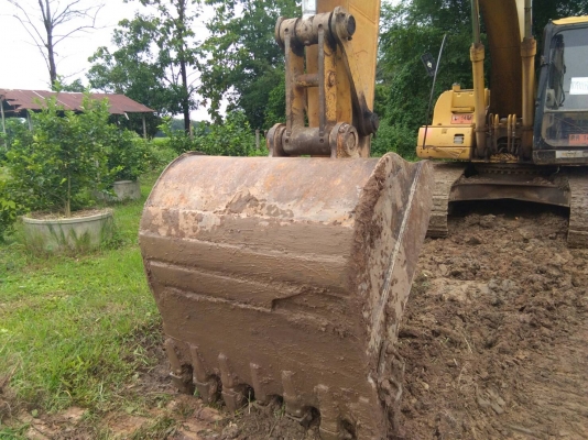 ขายด่วน แม็คโคร CAT 320C สภาพสวนพร้อมใช้งาน เครื่องปั้มดี ไฟฟ้าครบ เอวแน่น ช่วงล่างสวย รถพร้อมใช้งาน เอกสารเล่มทะเบียน สนใจโทรสอบถาม 093-0764943  088-3223272 k ตั้ม