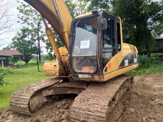 ขายด่วน แม็คโคร CAT 320C สภาพสวนพร้อมใช้งาน เครื่องปั้มดี ไฟฟ้าครบ เอวแน่น ช่วงล่างสวย รถพร้อมใช้งาน เอกสารเล่มทะเบียน สนใจโทรสอบถาม 093-0764943  088-3223272 k ตั้ม