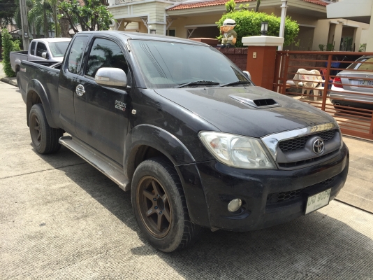 ยาง Falken 265 60 18 ปลายปี13 ดอกเต็ม ใช้ยาว ราคาไม่แพง