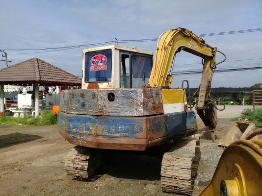 ขายด่วน แม็คโคร KOMATSU PC60-5 สภาพสวยพร้อมใช้งาน มีหัวแย็ก พร้อมบุ๋งกี้ เครื่องปั้มดีเยี่ยม โซ่ช่วงล่างสวย เอกสารสัญญาซื้อขาย สนใจโทรสอบถาม 093-0764943  088-3223272 k ตั้ม