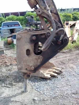 ขายด่วน แม็คโคร KOMATSU PC60-5 สภาพสวยพร้อมใช้งาน มีหัวแย็ก พร้อมบุ๋งกี้ เครื่องปั้มดีเยี่ยม โซ่ช่วงล่างสวย เอกสารสัญญาซื้อขาย สนใจโทรสอบถาม 093-0764943  088-3223272 k ตั้ม