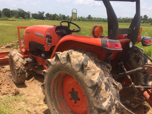 ขายรถไถ คูโบต้า รุ่นL4708 ปี55 ขายรถไถ คูโบต้า รุ่นL4708 ปี55