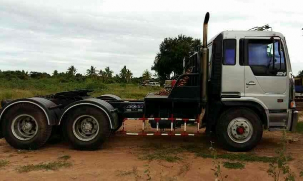 ขาย 980,000บ.หัวลาก ฮีโน่ เปอร์เฟียร์ FR1KZD K13C 335HP 2เพา พร้อม.หาง.พื้นเรียบ 3คาน ยาว12ม.รถสวยๆส