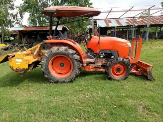 ขาย 225,000 บาท KUBOTA L3608 ปี 54 เครื่องดี เกียร์ดี. (ใบมีด-หาง 5 -โลตารี) เอกสารเล่มทะเบียน  รถอยู่ จ.อุบล โทร&amp;ไอดีไลน์ 0610710295