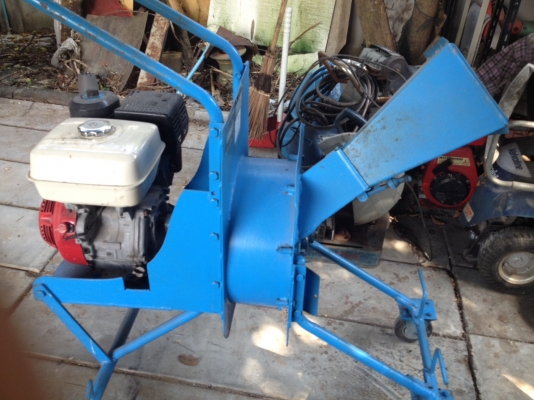 ขายเครื่องย่อยกิ่งไม้ ขนาดใหญ่