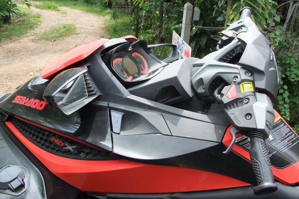 ขายเจ็ทสกี. Seadoo RXT-X 260  ปี 2011