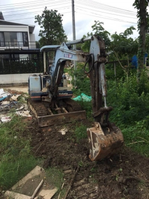 ขาย 225,000 บาท KUBOTA MX30 (บุ้งกี๋ +พร้อมหัวเจาะ) เครื่องดี ปั้มแรง โช่หนา เอวแน่น เอกสารชื้อขาย  รถอยู่ จ.นครปฐม โทร&amp;ไอดีไลน์ 0610710295