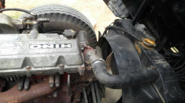 ขายรถสิบล้อติดเครน 3.7 ตัน ราคา 9××,××× ขายรถสิบล้อติดเครน 3.7 ตัน ราคา 9××,×××