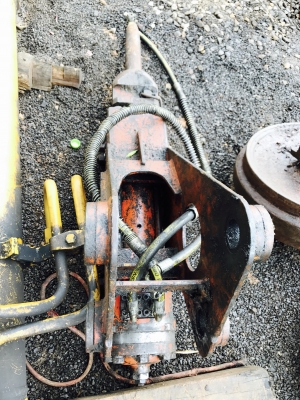 ขายหัวกระแทก ใส่รถpc 40 ขายหัวกระแทก ใส่รถpc 40