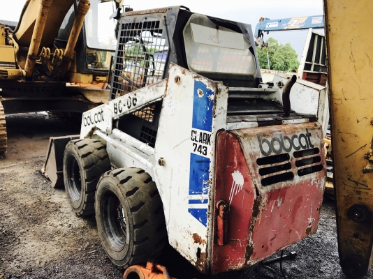 ขายรถตัก BOBCAT 743 สวยๆพร้อมใช้ ขายรถตัก BOBCAT 743 สวยๆพร้อมใช้