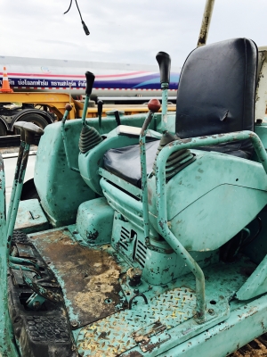 ขาย KOMATSU PC40-7 มีไลน์เจาะ พร้อมใช้งาน ขาย KOMATSU PC40-7 มีไลน์เจาะ พร้อมใช้งาน