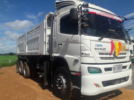 Hino เครื่อง 380 แรง ปี 56 กระบะดัมพ์สามมิตร จะเอาแม่เดี่ยวหรือพ่วงได้หมดค่ะ