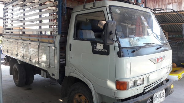255000฿.6 ล้อ hino fc 2w 120 แรงม้า ล่องพร้อมคอก ไม้ ยาว 430 m ยาง 825 พวงมาลัยพาวเวอร์ ห้างโรงงานปี 255000฿.6 ล้อ hino fc 2w 120 แรงม้า ล่องพร้อมคอก ไม้ ยาว 430 m ยาง 825 พวงมาลัยพาวเวอร์ ห้างโรงงานปี