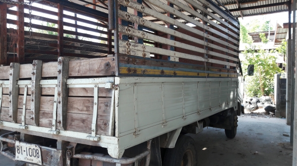 255000฿.6 ล้อ hino fc 2w 120 แรงม้า ล่องพร้อมคอก ไม้ ยาว 430 m ยาง 825 พวงมาลัยพาวเวอร์ ห้างโรงงานปี 255000฿.6 ล้อ hino fc 2w 120 แรงม้า ล่องพร้อมคอก ไม้ ยาว 430 m ยาง 825 พวงมาลัยพาวเวอร์ ห้างโรงงานปี
