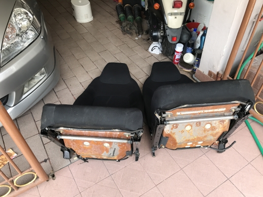 เบาะญี่ปุ่นเเท้มีขาด1จุดเย็บตอนขนส่งเเล้วสภาพโดยรวมยังสวยใหม่ๆ เบาะญี่ปุ่นเเท้มีขาด1จุดเย็บตอนขนส่งเเล้วสภาพโดยรวมยังสวยใหม่ๆ