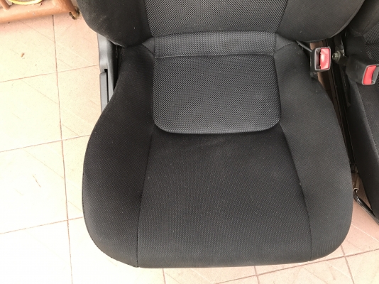 เบาะญี่ปุ่นเเท้มีขาด1จุดเย็บตอนขนส่งเเล้วสภาพโดยรวมยังสวยใหม่ๆ เบาะญี่ปุ่นเเท้มีขาด1จุดเย็บตอนขนส่งเเล้วสภาพโดยรวมยังสวยใหม่ๆ