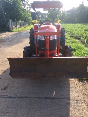 ขาย Kubota L4708 อุปกรณ์2ชิ้น ใบดันหน้า ผานหลัง