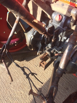 ขาย Kubota L4708 อุปกรณ์2ชิ้น ใบดันหน้า ผานหลัง