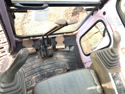 ขายรถแบคโฮ SUMITOMO SH135X-2 รถนอกนำเข้าจากญี่ปุ่น สภาพสวยพร้อมใช้ มีVDOการทำงานครับ