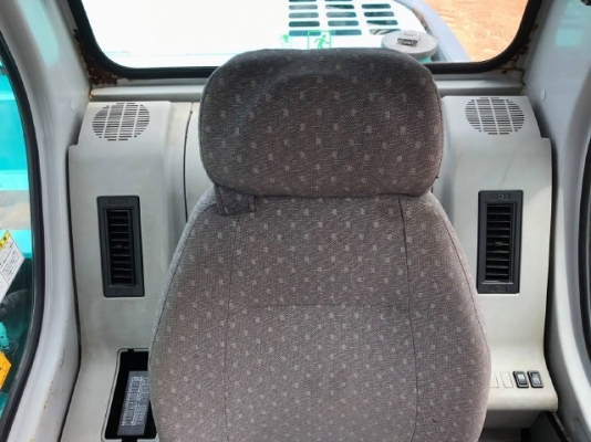 ขายรถแบคโฮ KOBELCO SK135SR YY01 มีลายหัวกระแทก รถนอกนำเข้าจากญี่ปุ่น สภาพสวยพร้อมใช้ มีVDOการทำงานครับ