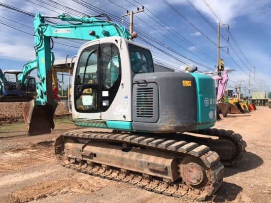 ขายรถแบคโฮ KOBELCO SK135SR YY01 มีลายหัวกระแทก รถนอกนำเข้าจากญี่ปุ่น สภาพสวยพร้อมใช้ มีVDOการทำงานครับ