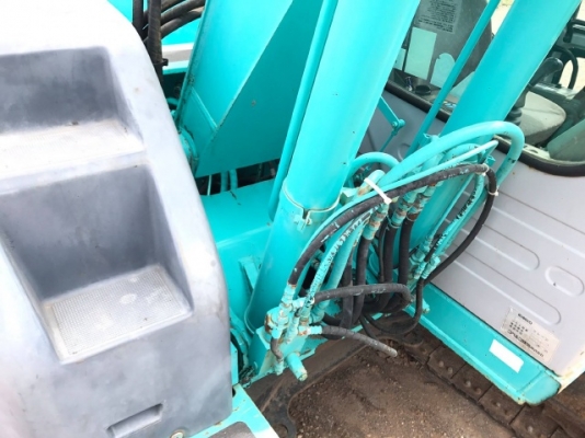 ขายรถแบคโฮ KOBELCO SK135SR YY01 มีลายหัวกระแทก รถนอกนำเข้าจากญี่ปุ่น สภาพสวยพร้อมใช้ มีVDOการทำงานครับ