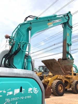 ขายรถแบคโฮ KOBELCO SK135SR YY01 มีลายหัวกระแทก รถนอกนำเข้าจากญี่ปุ่น สภาพสวยพร้อมใช้ มีVDOการทำงานครับ