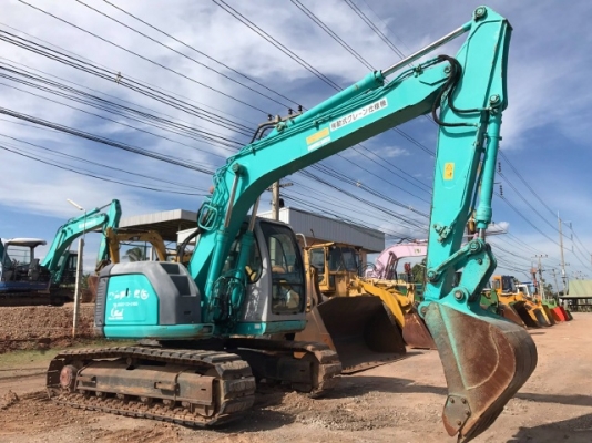 ขายรถแบคโฮ KOBELCO SK135SR YY01 มีลายหัวกระแทก รถนอกนำเข้าจากญี่ปุ่น สภาพสวยพร้อมใช้ มีVDOการทำงานครับ