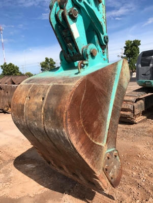 ขายรถแบคโฮ KOBELCO SK135SR YY01 มีลายหัวกระแทก รถนอกนำเข้าจากญี่ปุ่น สภาพสวยพร้อมใช้ มีVDOการทำงานครับ