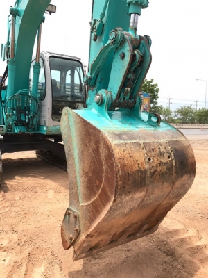 ขายรถแบคโฮ KOBELCO SK135SR YY01 มีลายหัวกระแทก รถนอกนำเข้าจากญี่ปุ่น สภาพสวยพร้อมใช้ มีVDOการทำงานครับ