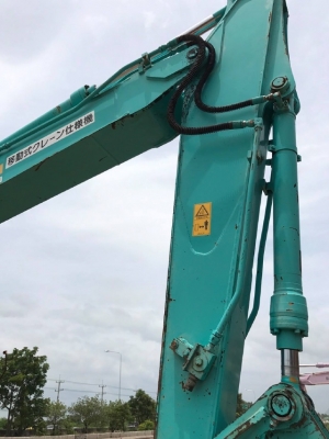 ขายรถแบคโฮ KOBELCO SK135SR YY01 มีลายหัวกระแทก รถนอกนำเข้าจากญี่ปุ่น สภาพสวยพร้อมใช้ มีVDOการทำงานครับ