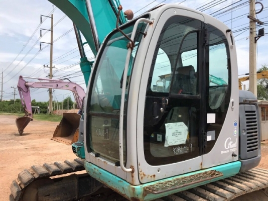 ขายรถแบคโฮ KOBELCO SK135SR YY01 มีลายหัวกระแทก รถนอกนำเข้าจากญี่ปุ่น สภาพสวยพร้อมใช้ มีVDOการทำงานครับ
