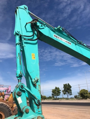ขายรถแบคโฮ KOBELCO SK135SR YY01 มีลายหัวกระแทก รถนอกนำเข้าจากญี่ปุ่น สภาพสวยพร้อมใช้ มีVDOการทำงานครับ