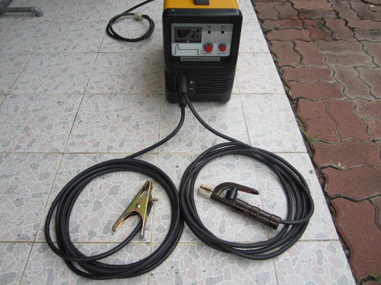 Welding Machine (Econoarc 251) Welding Machine (Econoarc 251)