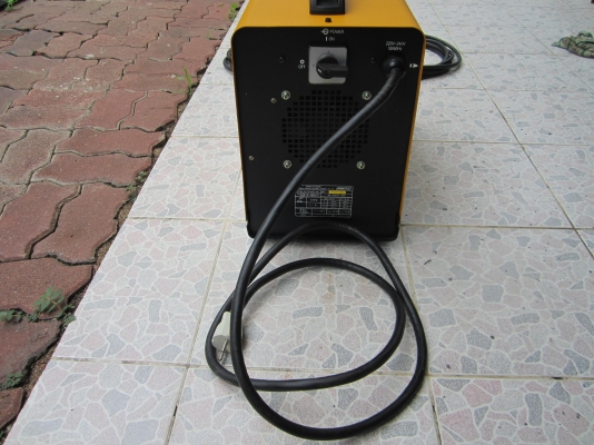 Welding Machine (Econoarc 251) Welding Machine (Econoarc 251)