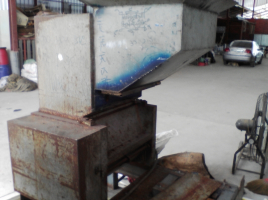 เครื่องบดพลาสติก (เครื่องย่อยพลาสติก)