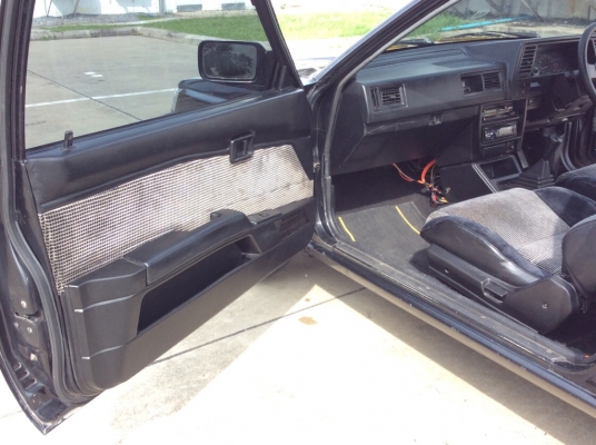 ขายรถสปอร์ตในตำนาน RZ1 ปี87 เครื่อง 1.5 เกียร์ธรรมดา แก๊สLPG กระจกไฟฟ้า ภายในสวยๆเดิมๆ แอร์วิทยุCD แม็ก15" รถขับดีมากๆพร้อมใช้ ภาษี มกรา60 ขายถูกด่วน