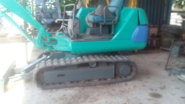 รถเก่านอกโคมัตสุ PC 20-7 ราคา 275,000 เอกสารอินวอย รถภาคกลาง