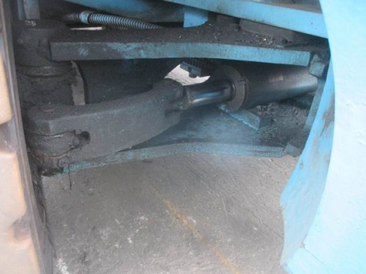 ขายรถยก2.5ตันเสา3ท่อน