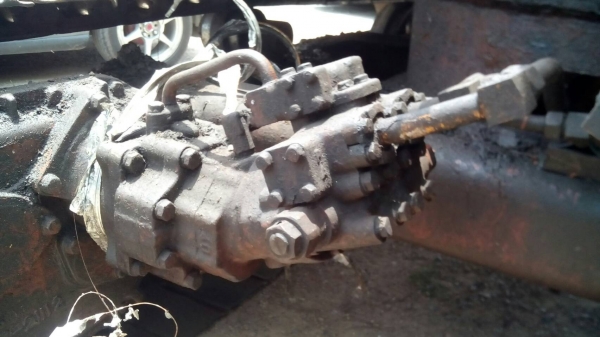 โคมัตสุ KOMATSU PC 60-1 ราคา 250,000 รถภาคกลาง