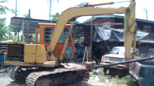 แบคโฮโคมัตสุ 10 HTราคา 250,000 รถภาคกลาง แบคโฮโคมัตสุ 10 HTราคา 250,000 รถภาคกลาง