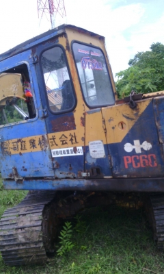 แบคโฮโคมัสสุ 10 HT ราคา 220,000 รถภาคกลาง