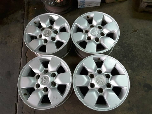 ล้อ Tiger D4D ขอบ15 กว้าง7 สภาพสวยๆ 1ชุด